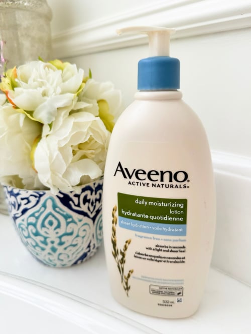 Aveeno Daily Moisturizing Lotion Aveeno Daily Moisturizing Lotion