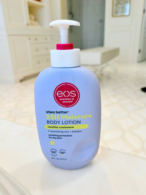 eos Vanilla Cashmere Body Lotion eos Vanilla Cashmere 24 Hour Body Lotion