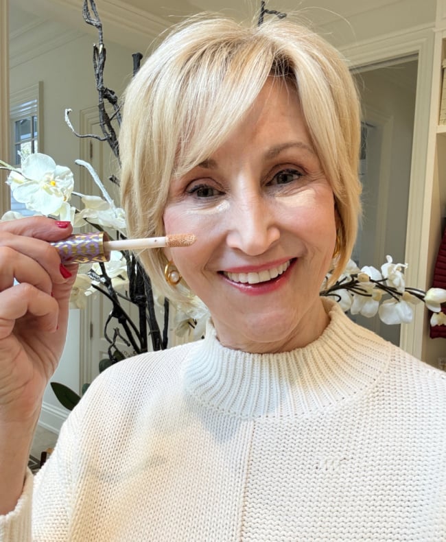 Best Concealers for Mature Skin Best Concealers for Mature Skin