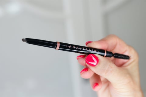 Anastasia Beverly Hills Brown Definer Pencil Anastasia Beverly Hills Brown Definer Pencil