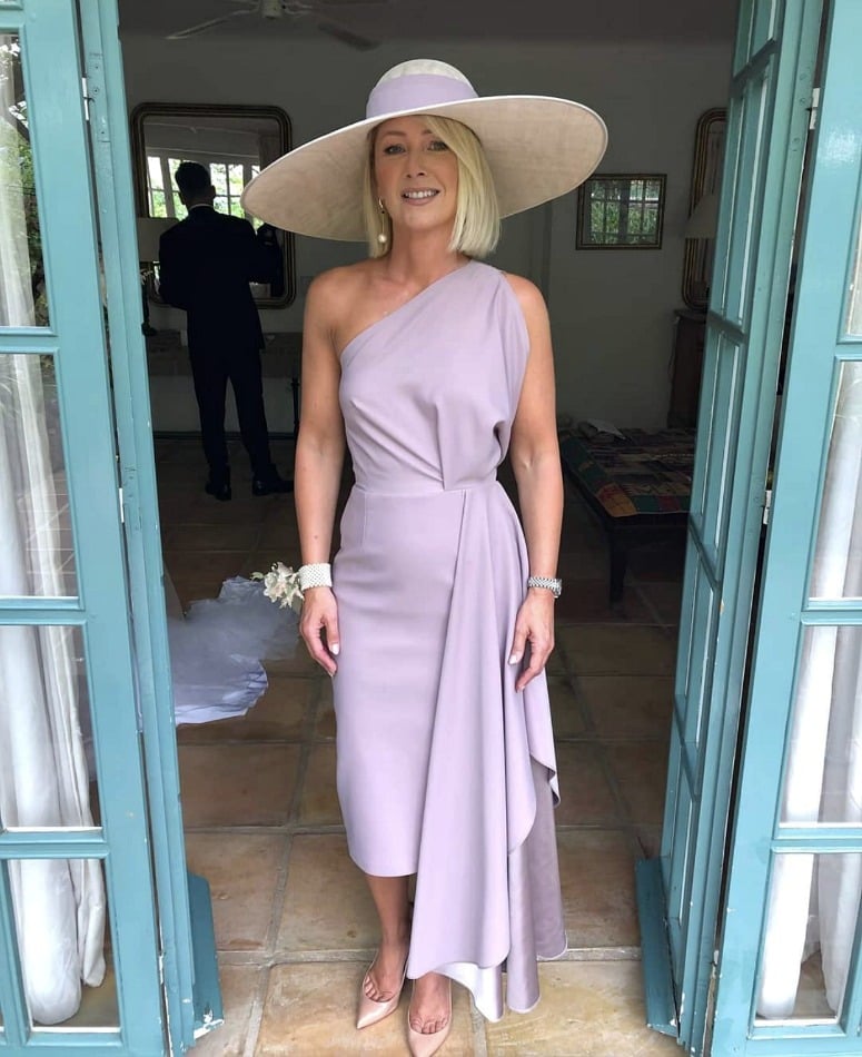 mother-of-the-bride hairstyles sleek bob