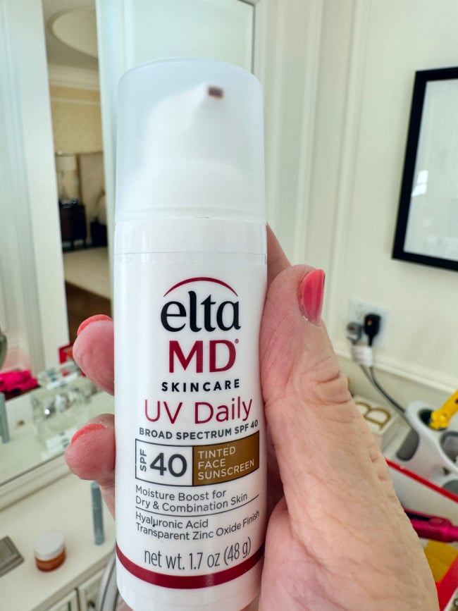 elta md spf 40 tinted sunscreen winter skincare essentials elta md spf 40 tinted face daily sunscreen