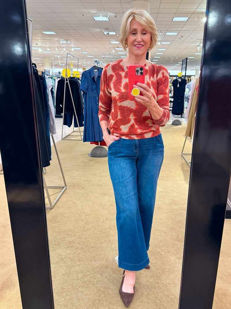 WHAT TOPS TO WEAR WITH WIDE LEG JEANS