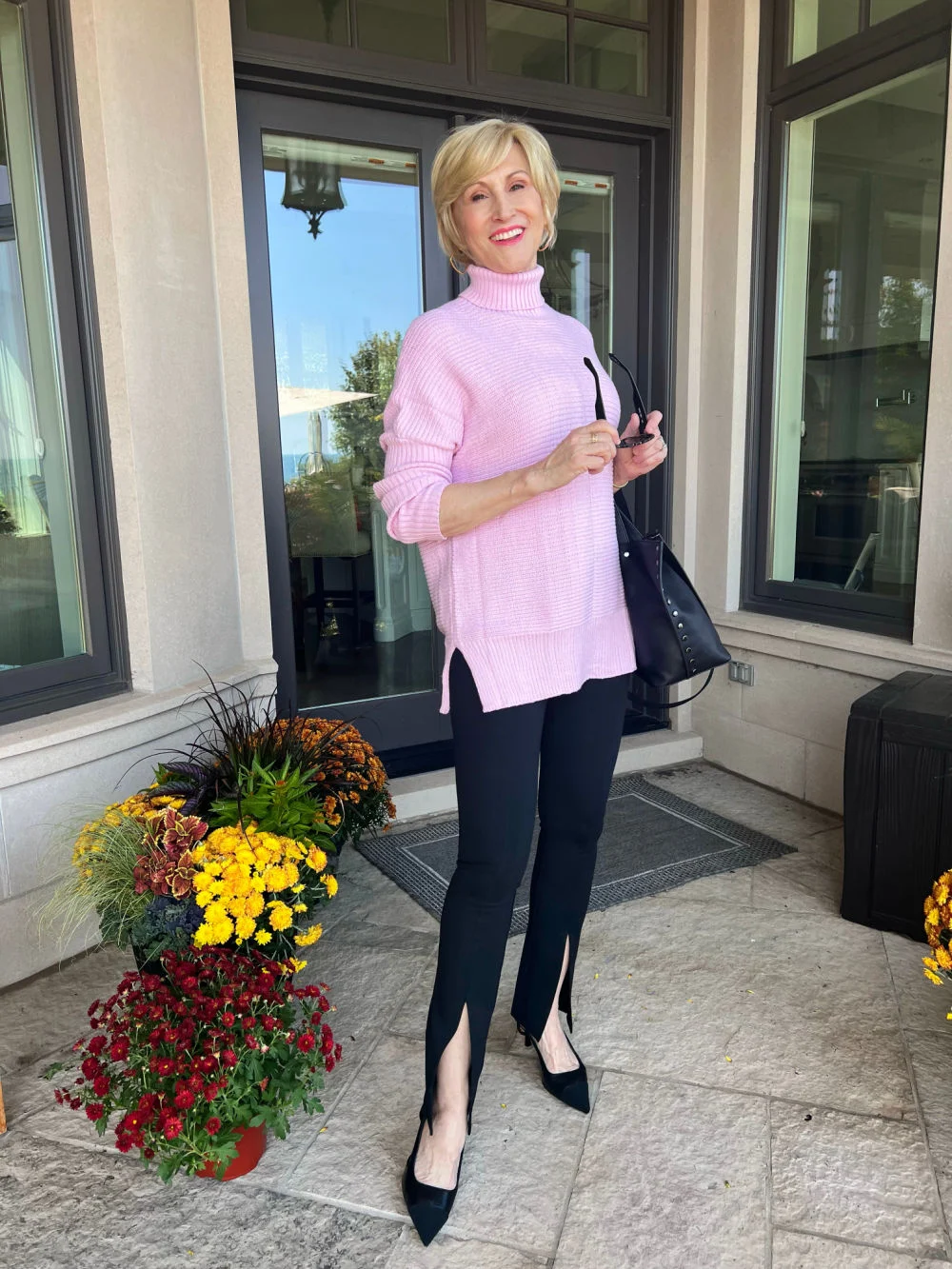 STYLING TIPS FOR BLUSH PINK MAUVE LAVENDER SOFT PURPLE CORAL PEACH